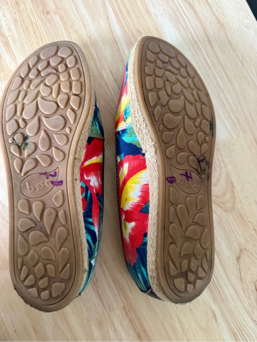 b.o.c. Canvas Tropical Floral Slip-On Espadrilles Size 8